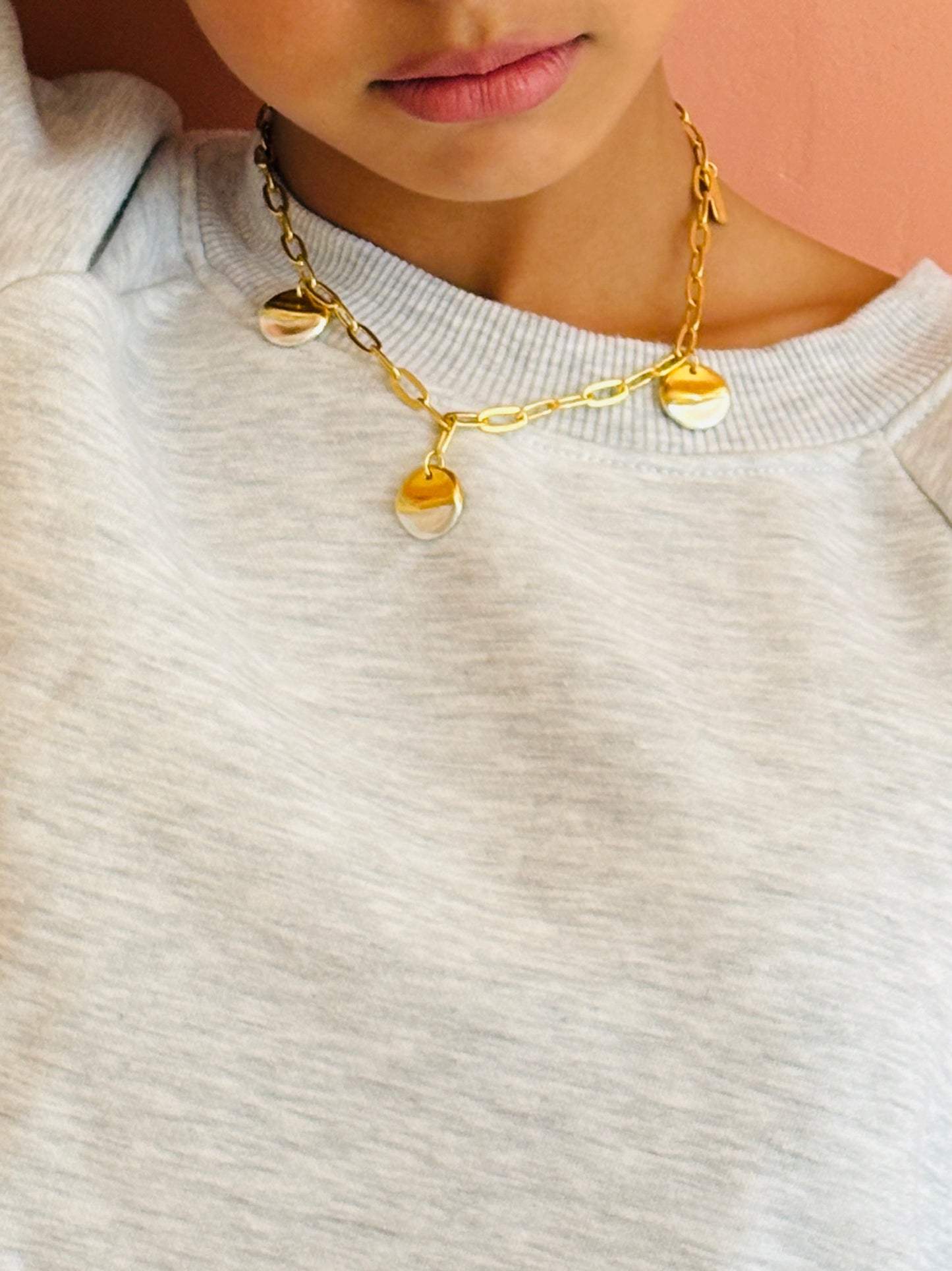 Collier BEE