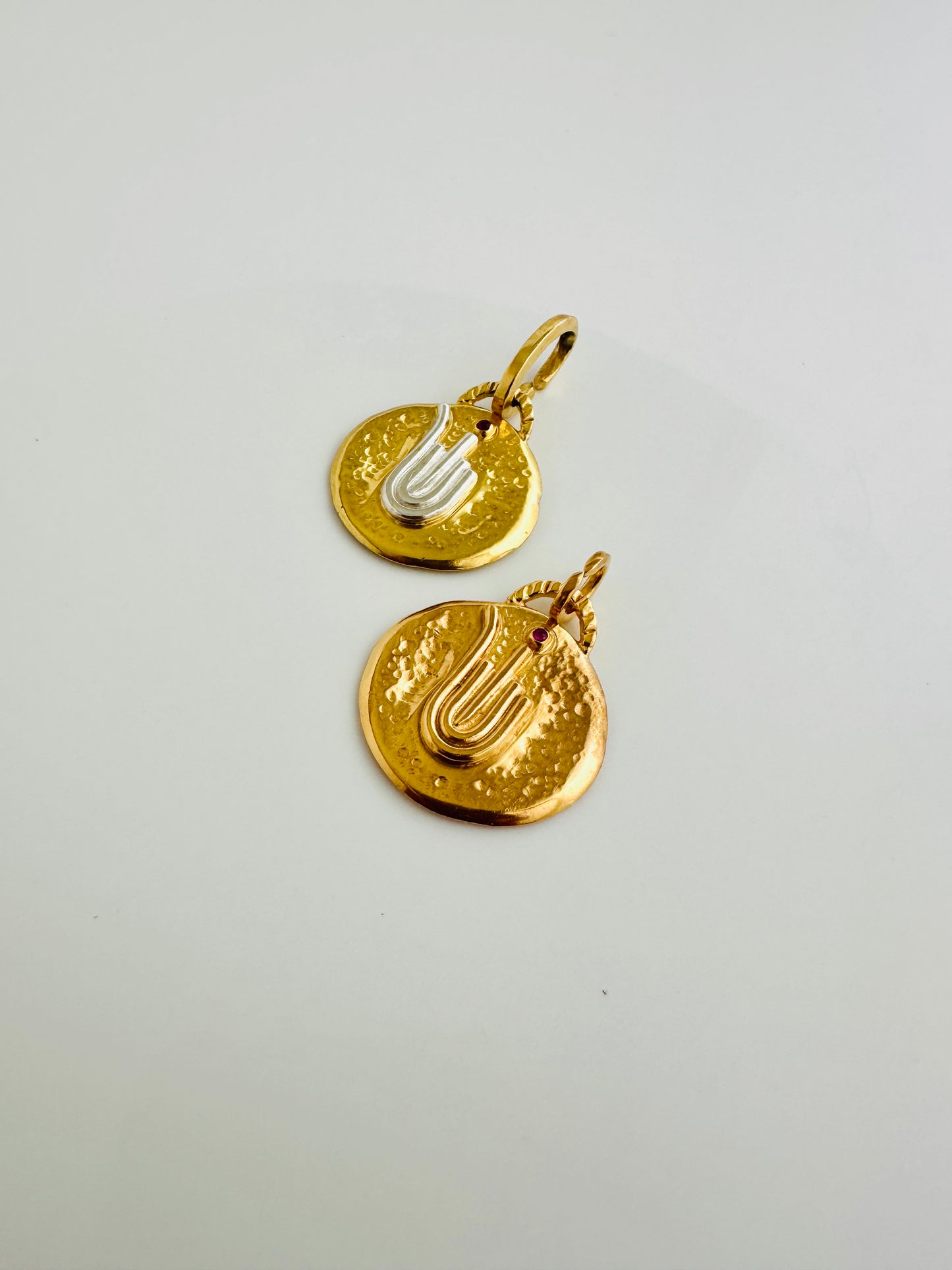 Charm RUBIS SUR ONGLE